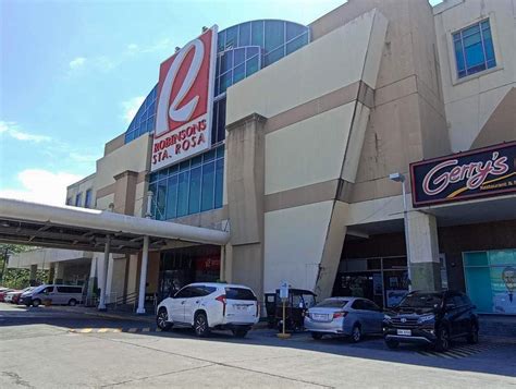 Robinsons Sta. Rosa Mall: A Shopper's Paradise in the Philippines.